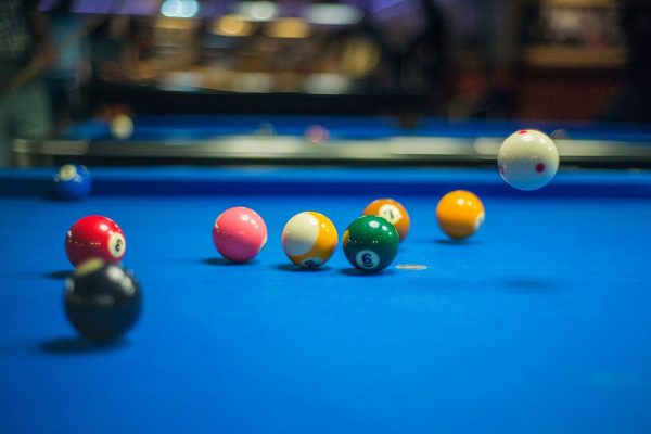 pool-1593845_1920